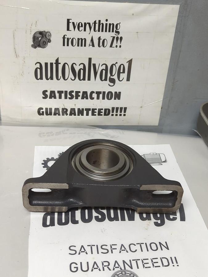 FAFNIR,YAS-1-11/16,PILLOW BLOCK BEARING 1-11/16 INCH BORE MISSING BOX