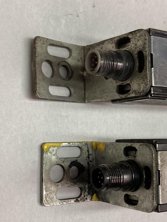 Used Omron,F3SN-A0517P25-D / F3SN-A0517P25-L,Light Curtain Emitter & Receiver Set