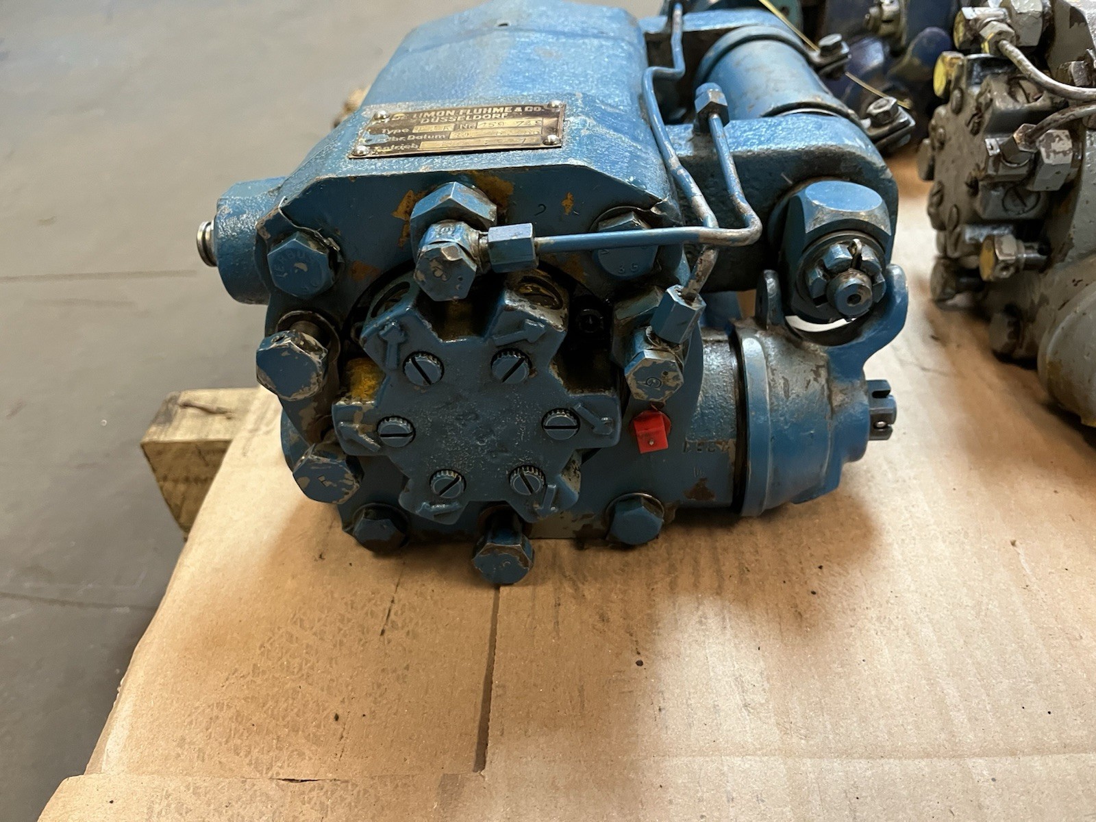 Used DE LIMON FLUHME,FZR 159-749,CENTRAL GREASE PLUNGER PUMP