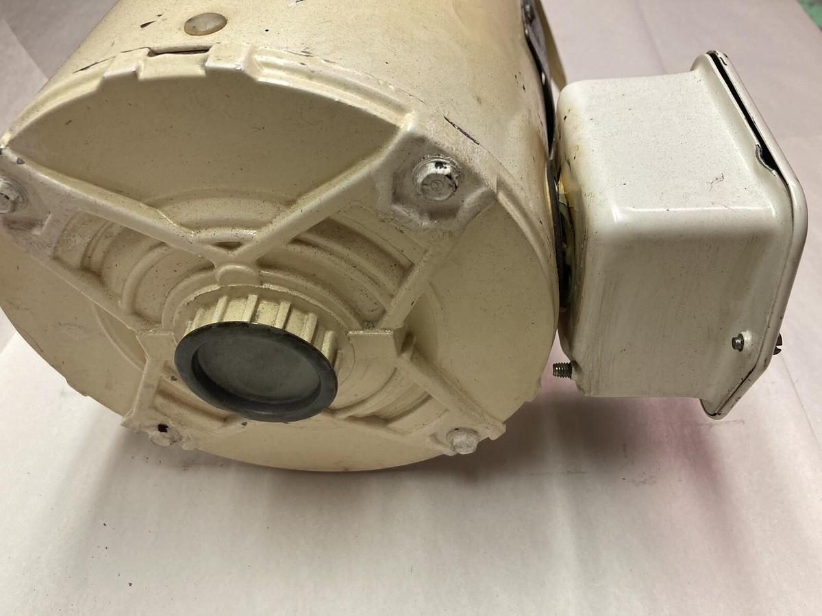 Used Grove Gear,BM218-2,Gear Reducer Ratio 30:1 56C Frame w/Motor 1725/1425rpm 3P