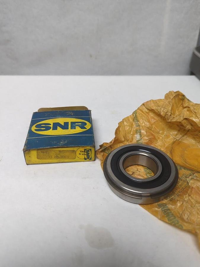 SNR,6206 NR EE,DEEP GROOVE BALL BEARING WITH SNAP RING NOS