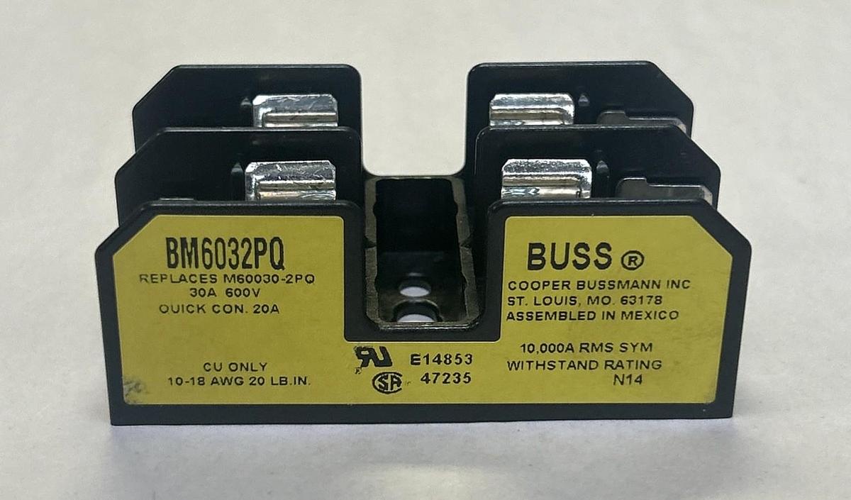 BUSSMANN,BM6032PQ,FUSE BLOCK HOLDER 30A 600V NOS