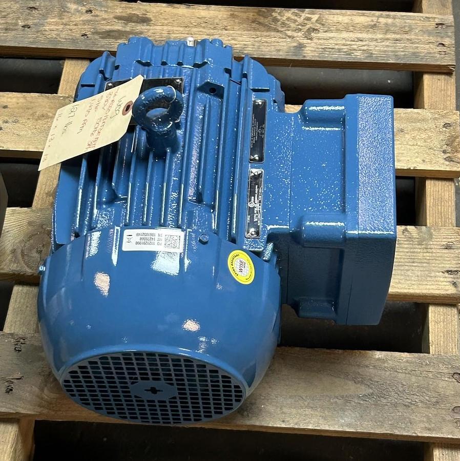 WEG,R00518XT3E184T,MOTOR 5HP 380V 1435RPM 3PH 182/4T FRAME