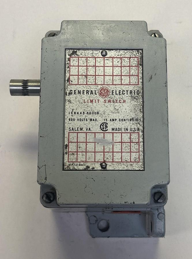 Used GENERAL ELECTRIC,IC9445A200B,LIMIT SWITCH 15AMP 600VAC