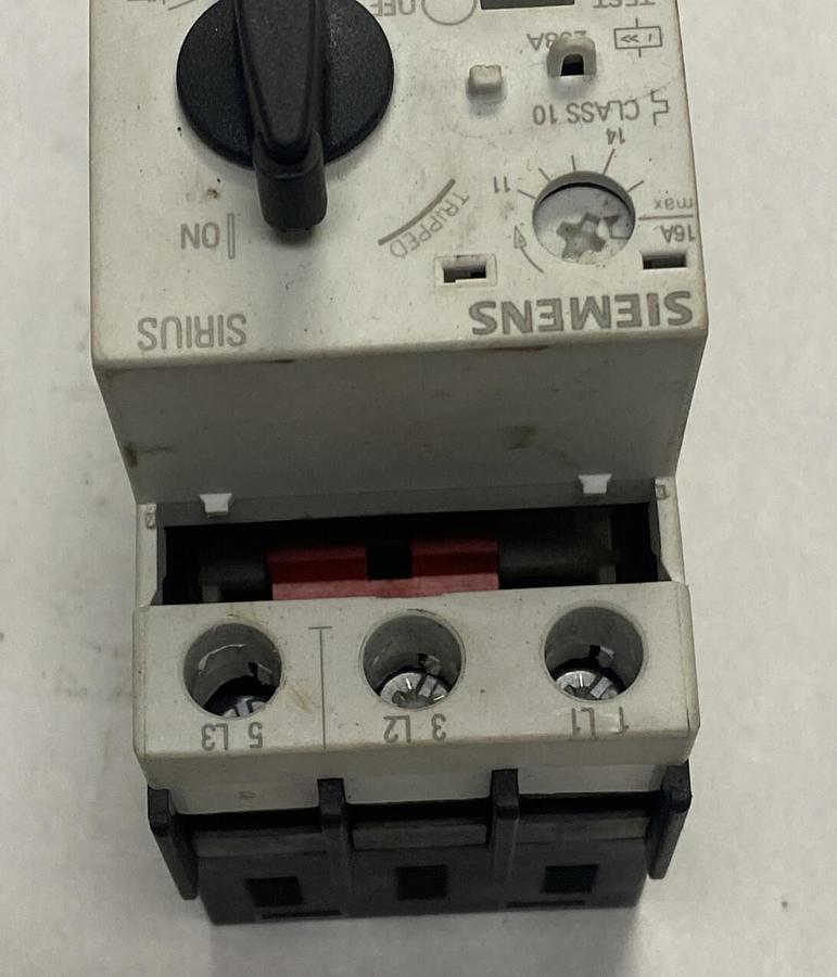 Used SIEMENS,3RV1021-4AA10,CIRCUIT BREAKER 11-16A 3P 690V