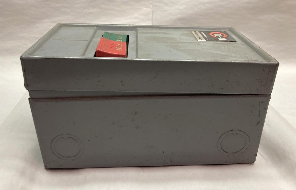 Used Cutler-Hammer,9115H171G,3-Pole Motor Starter and Enclosure Size 0