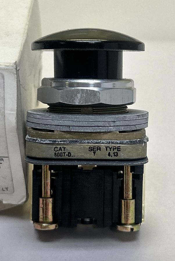 ALLEN BRADLEY,800T-D2A,BLACK MUSHROOM HEAD PUSH BUTTON NEW