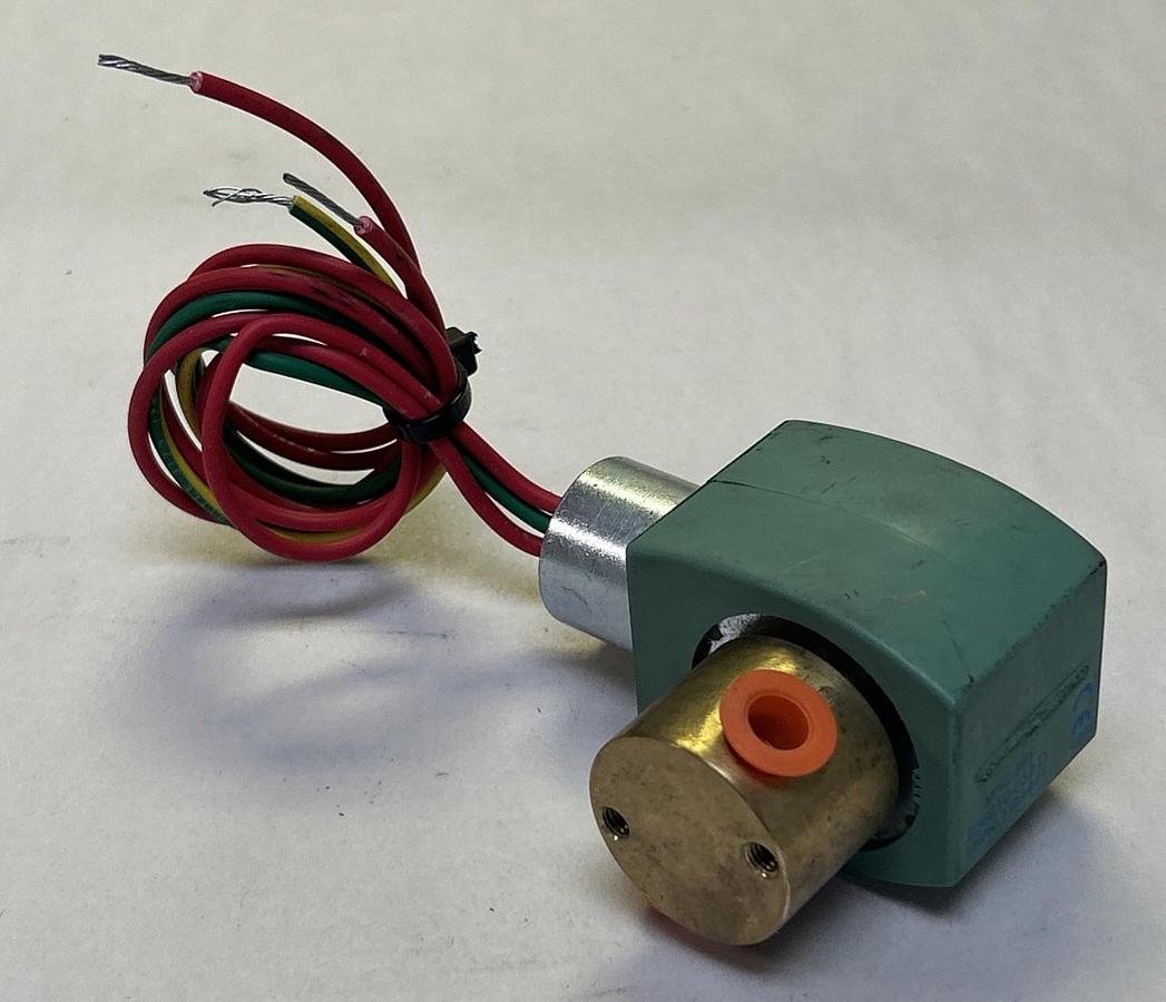 ASCO,8262G2,SOLENOID VALVE 1/8INCH NOS