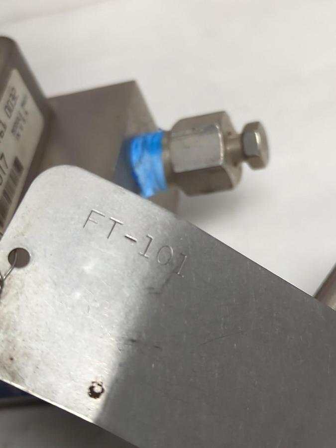 Used ROSEMOUNT,3051 CD3A22A1AM5,PRESSURE TRANSMITTER PRE-OWNED