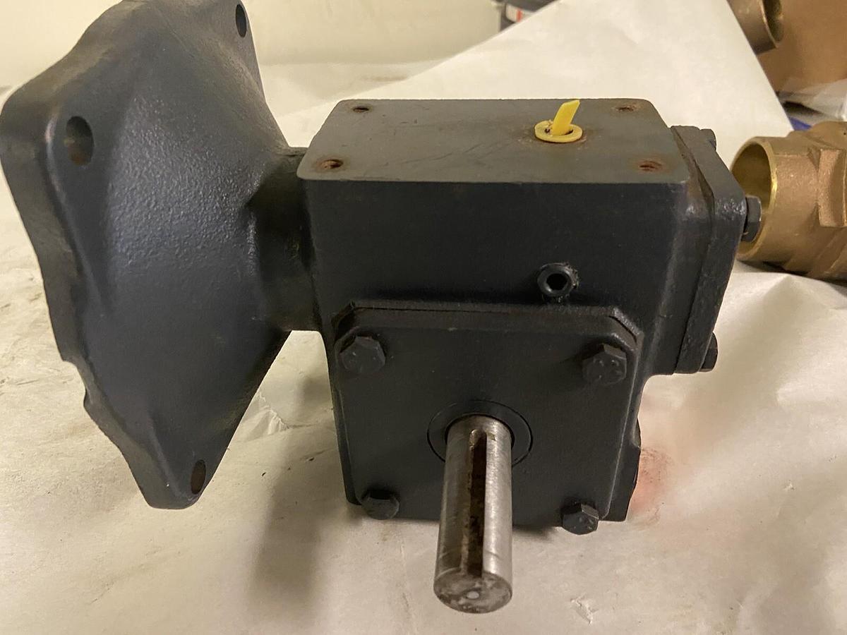 Used HUB City,0220-60332,Speed Reducer Model 184 Ratio 7.5:1 Style A