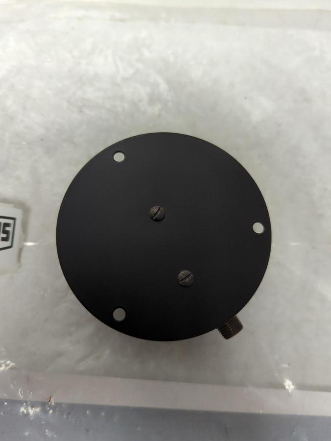 Used MARSHALL TOWN,89901,GAUGE 2-1/2 IN FACE 1/4 IN NPT BOTTOM CONNECTION PRE-OWNED