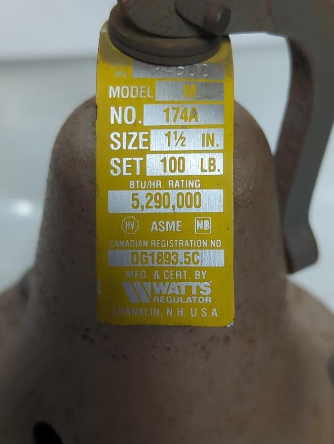 Used WATTS,M 174A,PRESSURE RELIEF VALVE 1-1/2 INCH 100LB PRE-OWNED