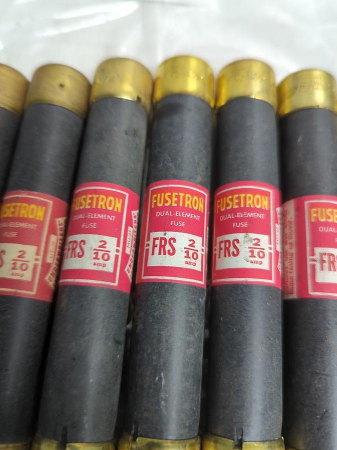 Used COOPER BUSSMANN,FRS-2/10,FUSETRON 2/10 AMP FUSE LOT OF 10 PRE-OWNED