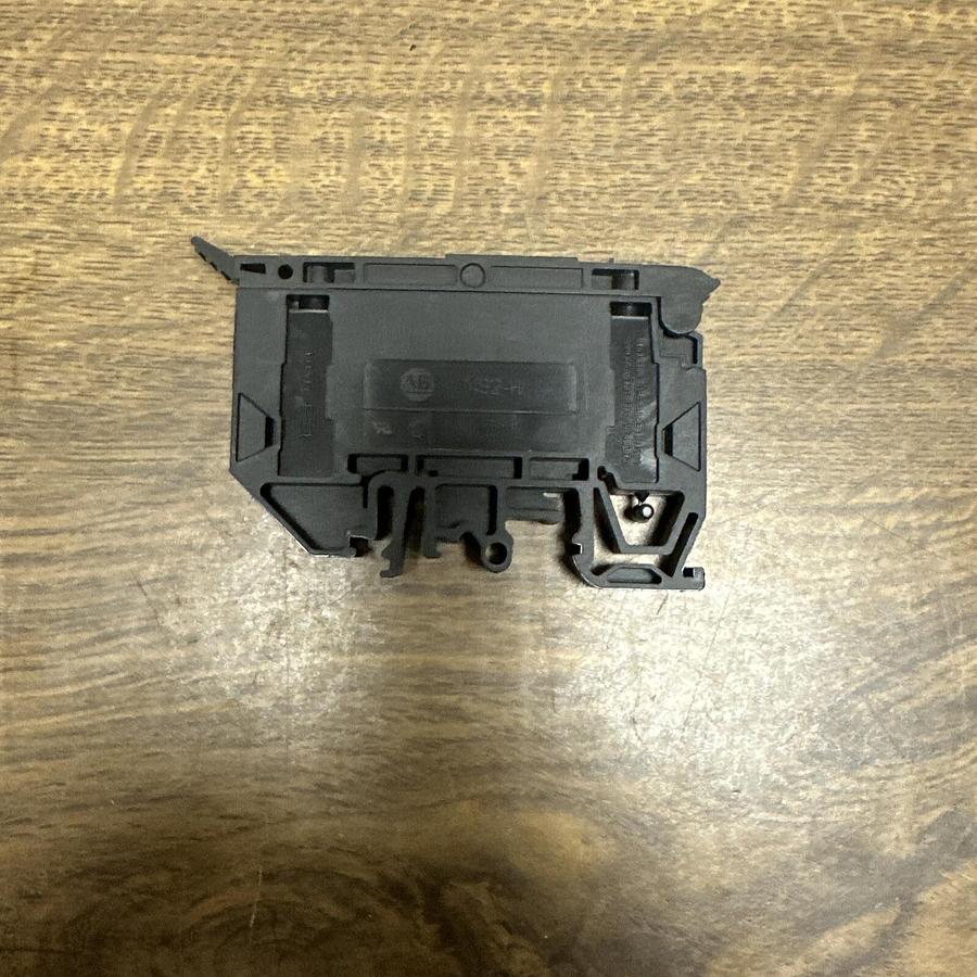 Allen Bradley,1492-H,Fuse Holder with Red Indicator Light