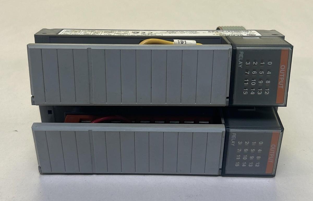 Used ALLEN BRADLEY,1746-0W16,SLC500 OUTPUT MODULE LOT OF 2