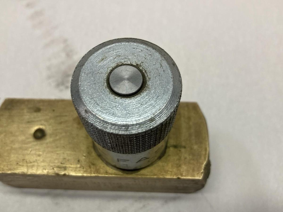 Used Parker,11BB F800B,Hydraulic Valve 2000psi 138Bar Max