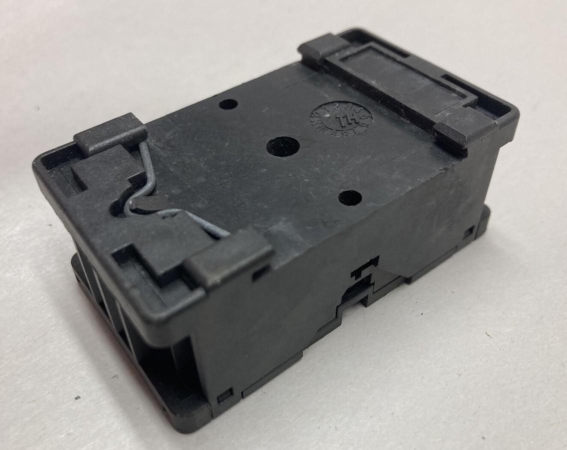 Used ERSCE,ES 11,Relay Socket 10A 400Vac