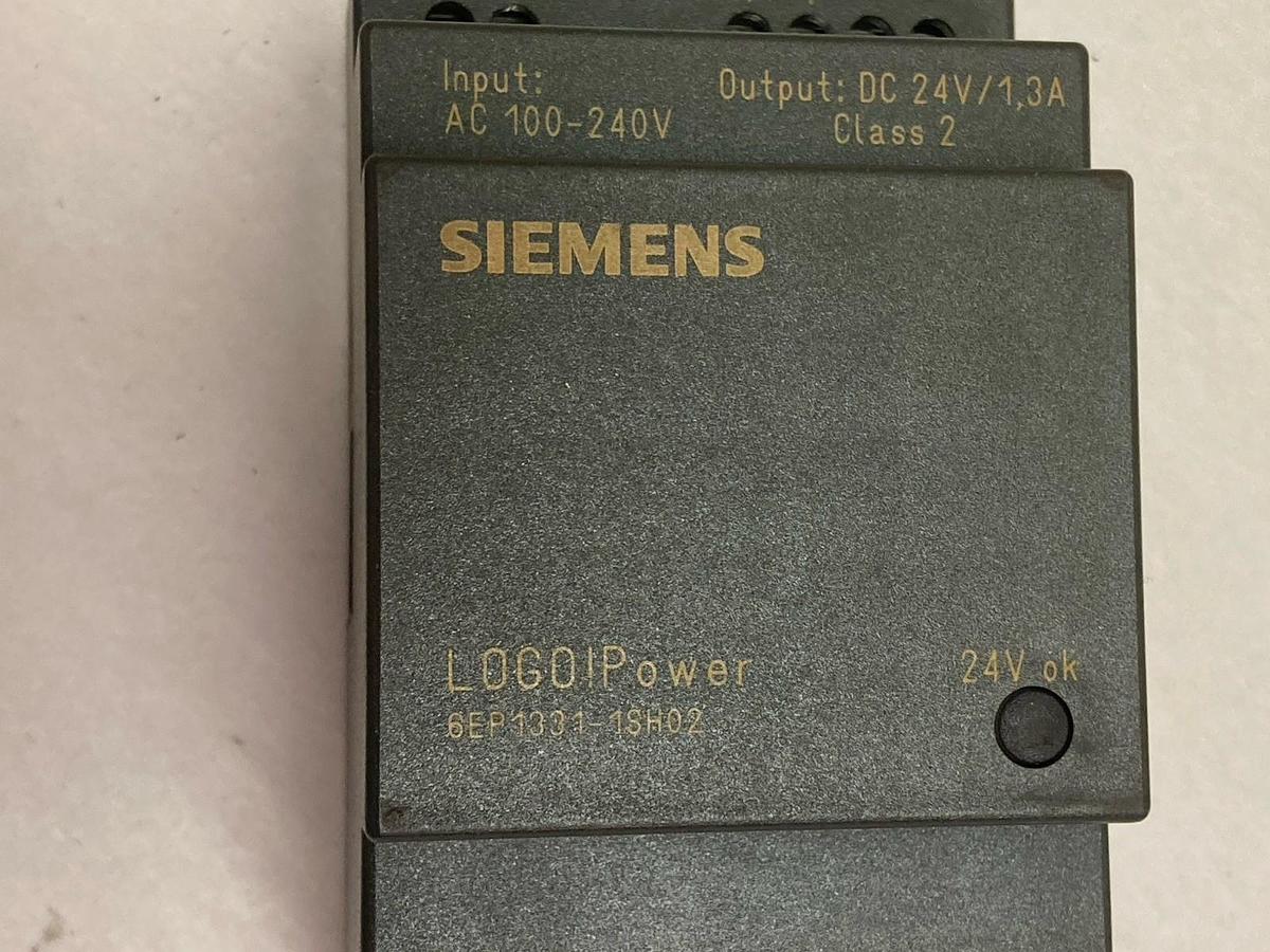 Siemens,6EP1331-1SH02,Power Supply 24V 100-240V