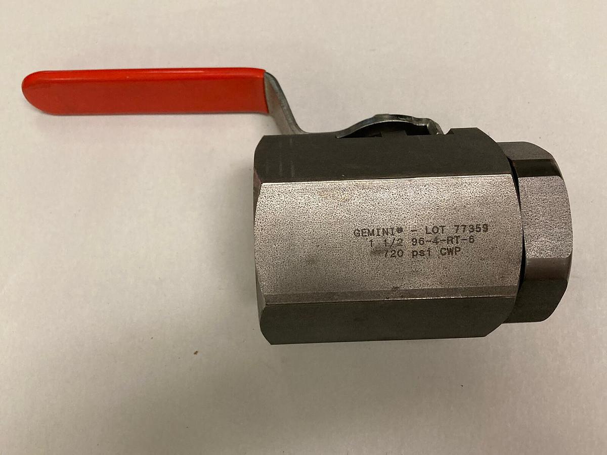 Gemini,36-4-RT-6,Drain Valve 1-1/2 Inch Full Port 120 PSI