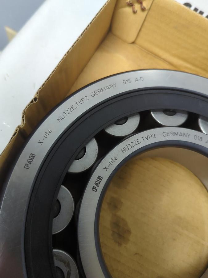 FAG,NU322E TVP2,CYLINDRICAL ROLLER BEARING 110 X 240 X 50MM NOS
