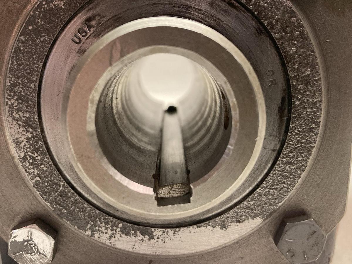 Used Hub City,0220-47688-186,Gear Reducer Style R Model 186 Ratio 40:1