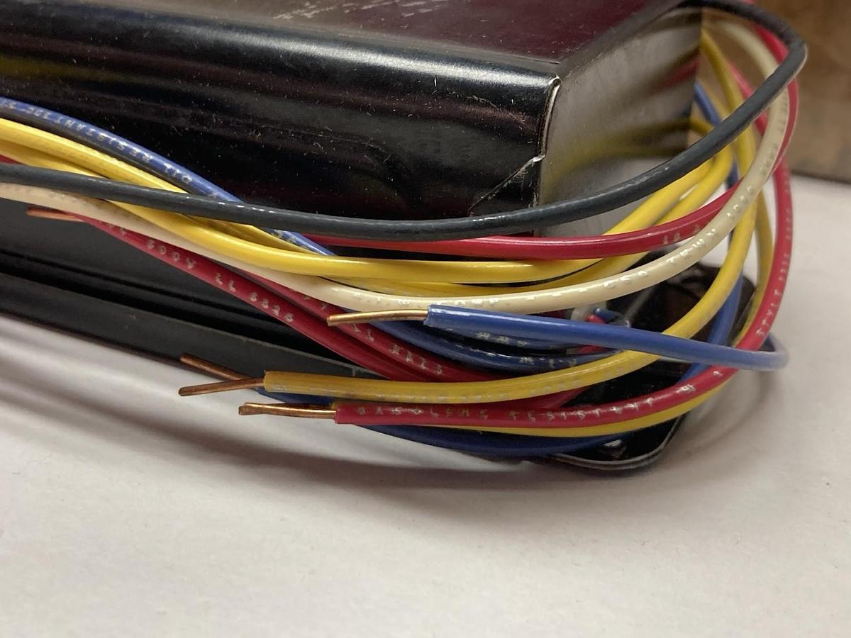 Used Valmont Electric,8G3905W,Ballast Class P