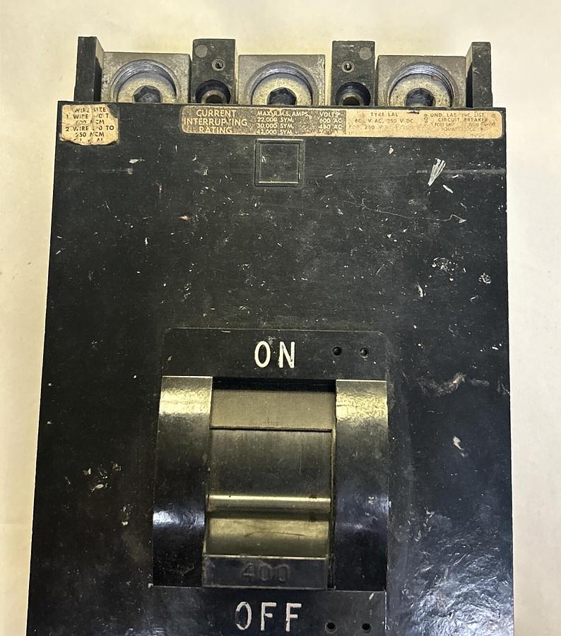 Used SQUARE D,LAP36400,CIRCUIT BREAKER 400A 600V 3P