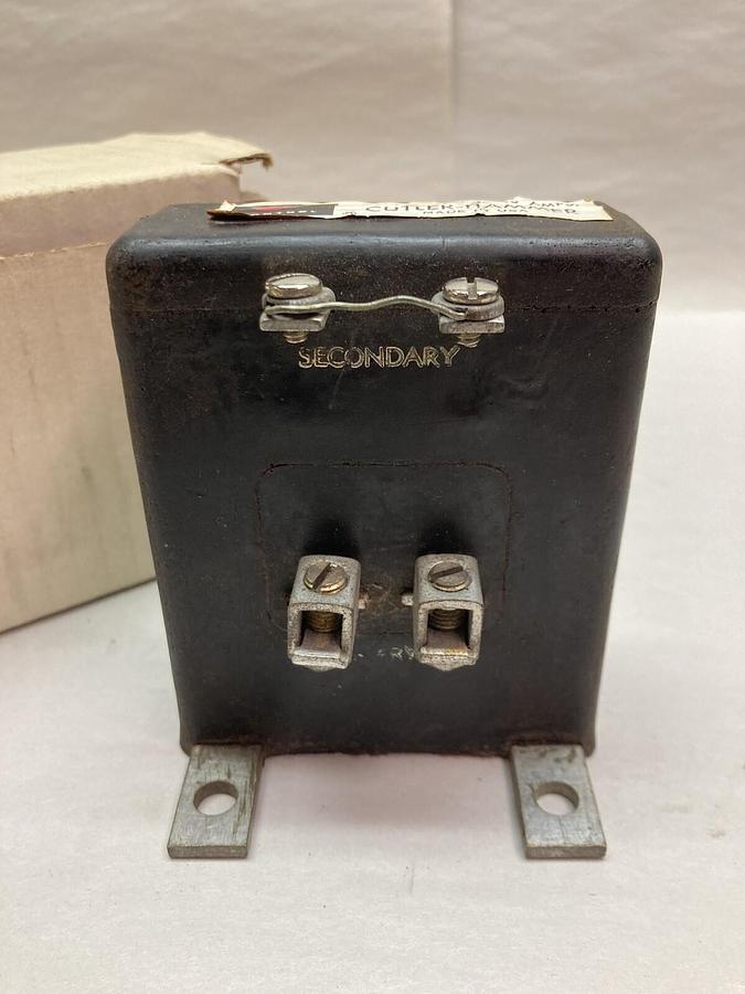 Used Cutler-Hammer,13542H9B,Current Transformer 600V Max 6.2-38A