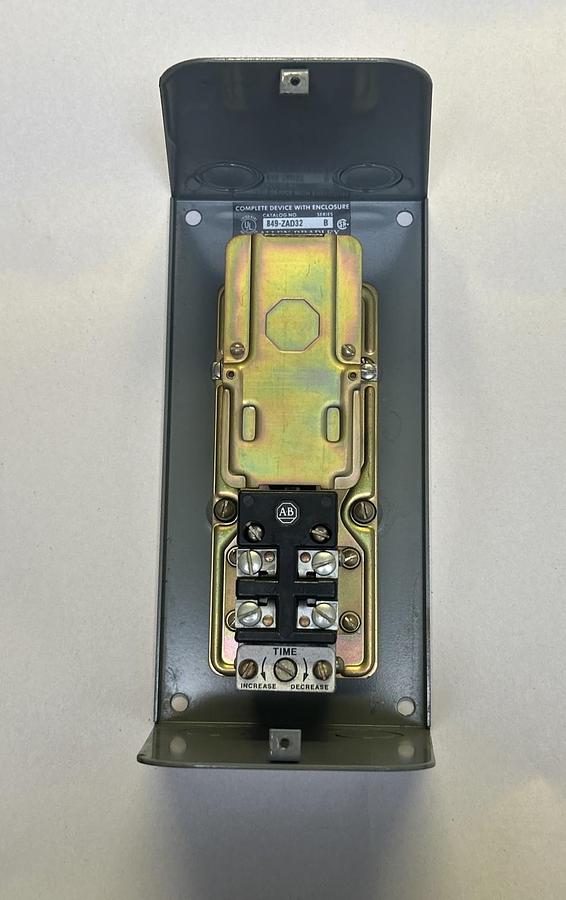 Used ALLEN BRADLEY,849-ZAD32,PNEUMATIC TIMING RELAY