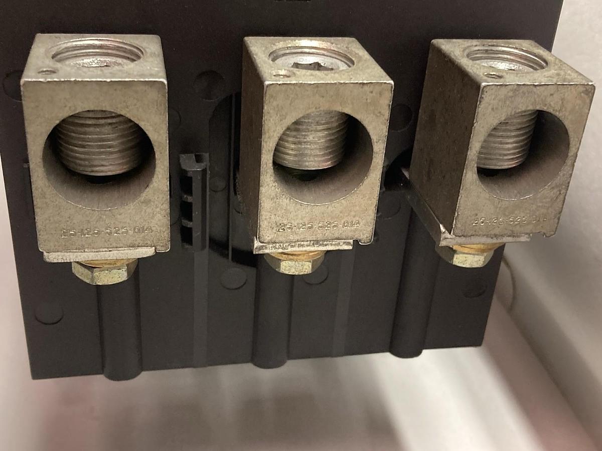 Used Siemens,3RT1075-6…6,Contactor w/Overload Set. 430A 1000V