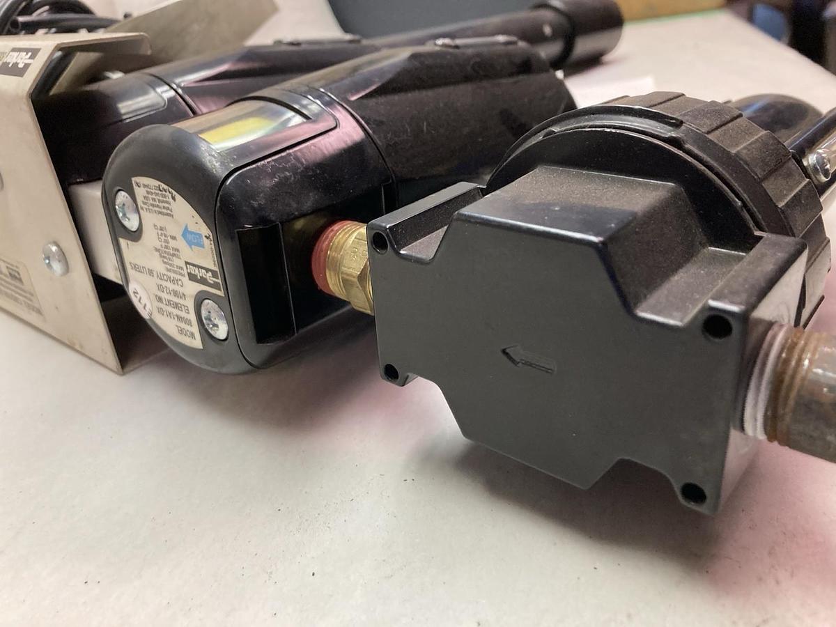 Used Parker,CM0150-35,CM Series-Membrane Air Dry 150 PSIG (10 Bar)