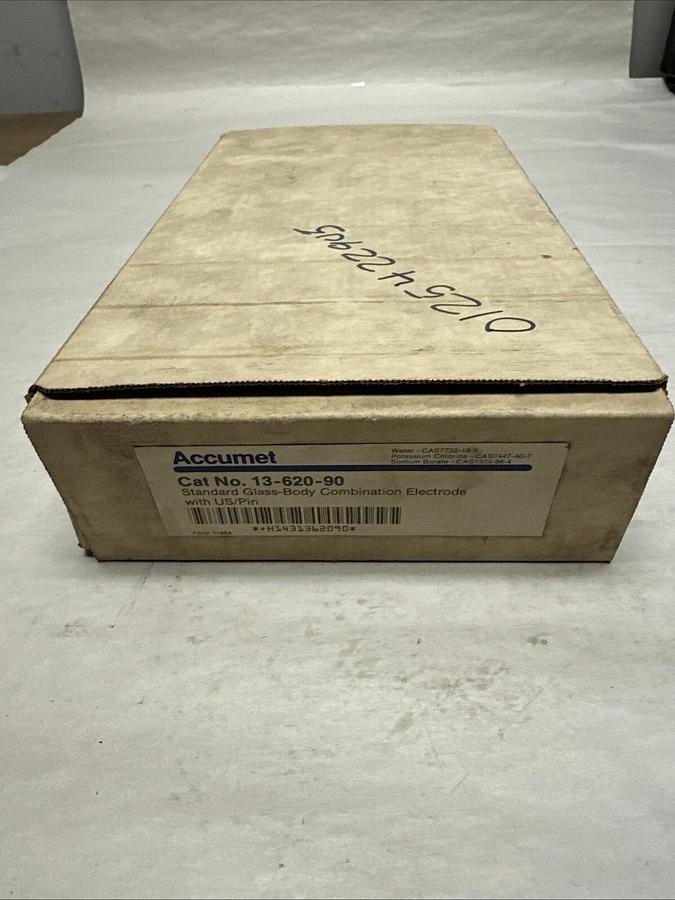 Used Accumet,13-620-90,Glass-Body Combo Electrode