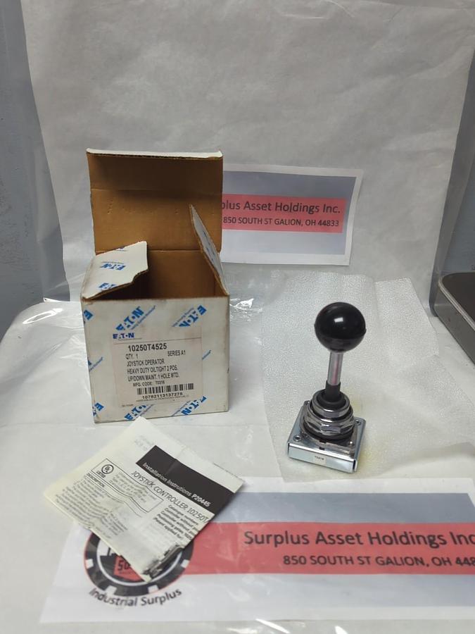 EATON,10250T4525,JOYSTICK OPERATOR UP-DOWN NOS