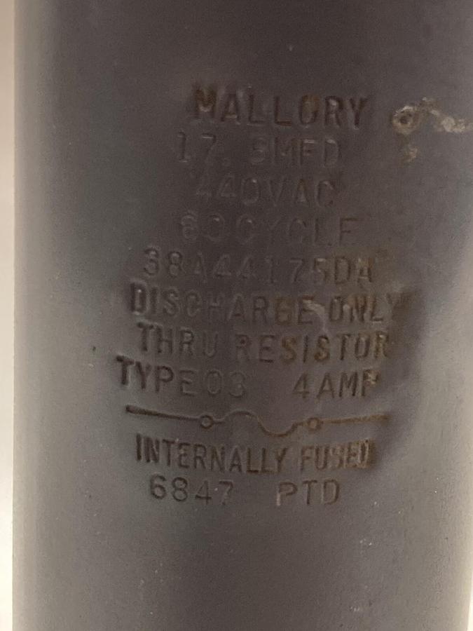Used Mallory,38A44175DA,Run Capacitor 440Vac 60 Cycle Type 03