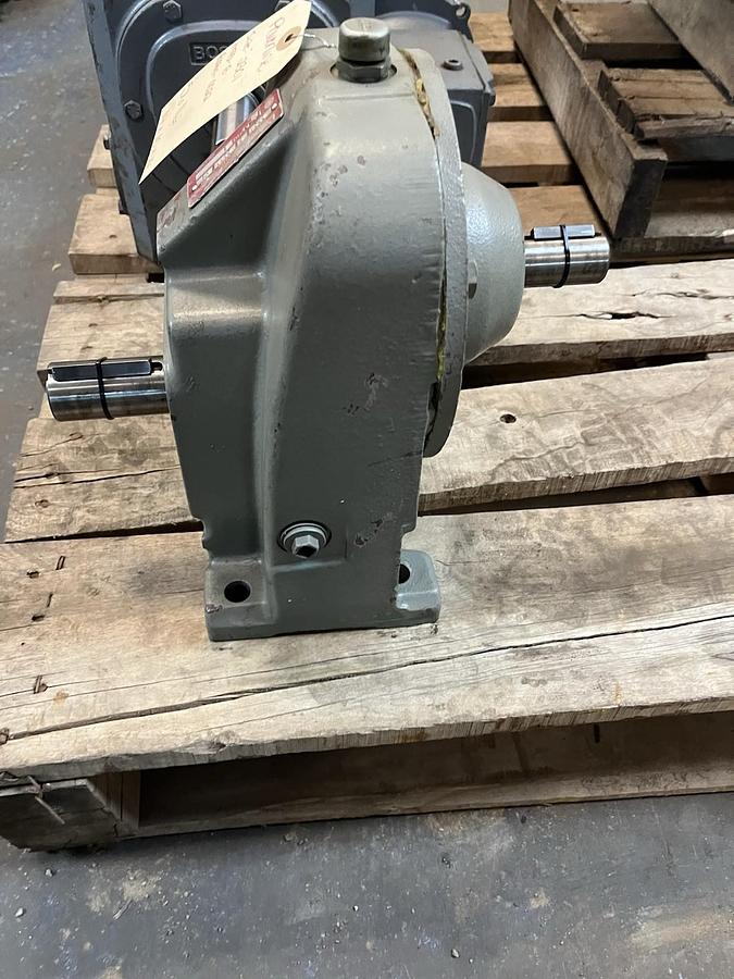 Used BROWNING POWERLINE,2301,GEAR REDUCER RATIO 22