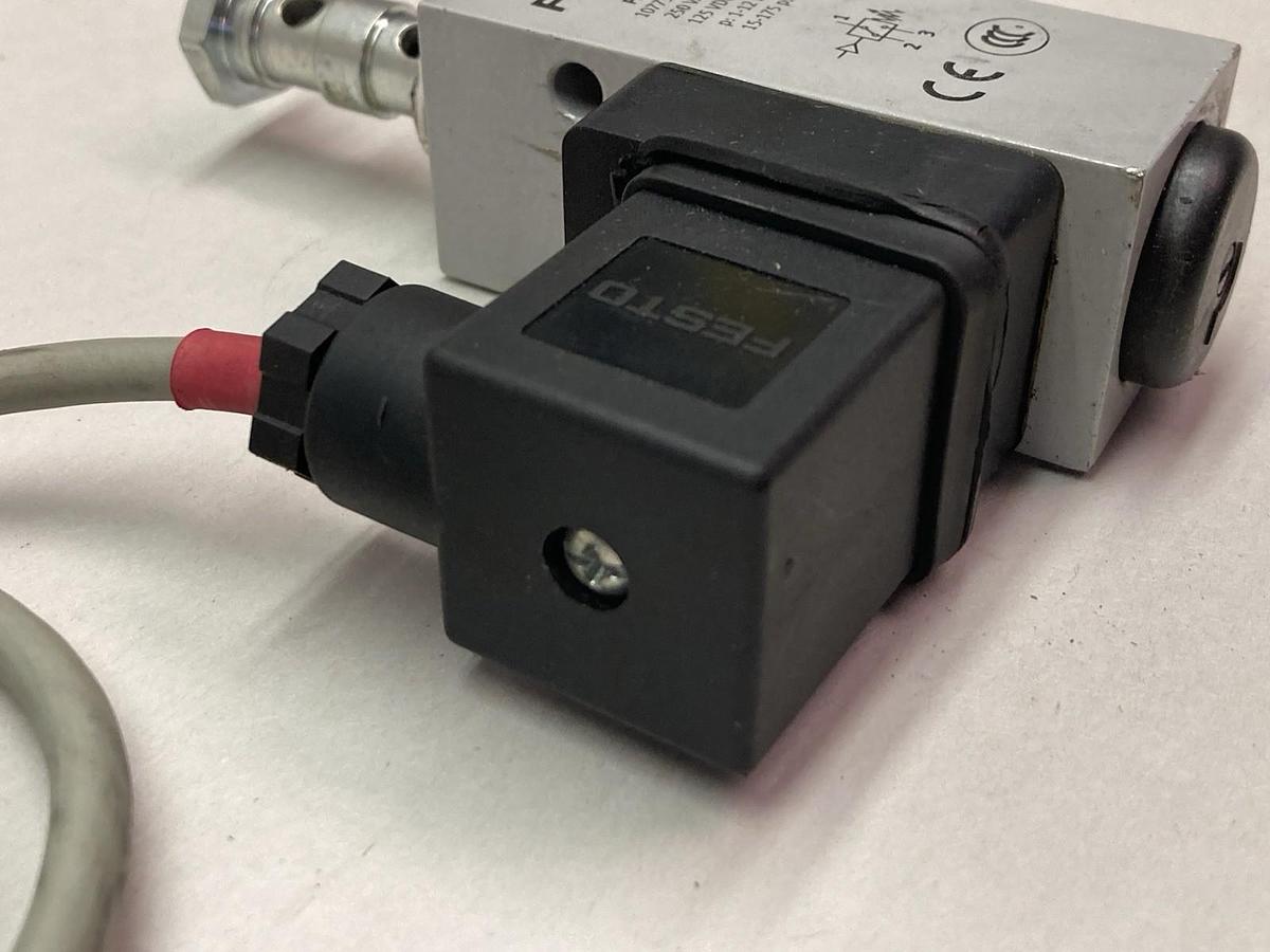 Used Festo,PEV-1/4-B,Pressure Switch 250VAC Max 125VDC 15-175 psi
