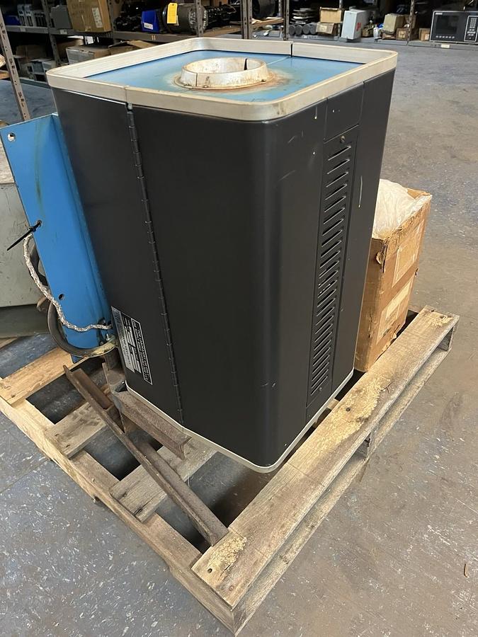 Used SOLA BASIC,5-4332-AS,LINDBERG HEAVY DUTY TUBE FURNACE 230V  CHAMBER 2-1/2"X18"