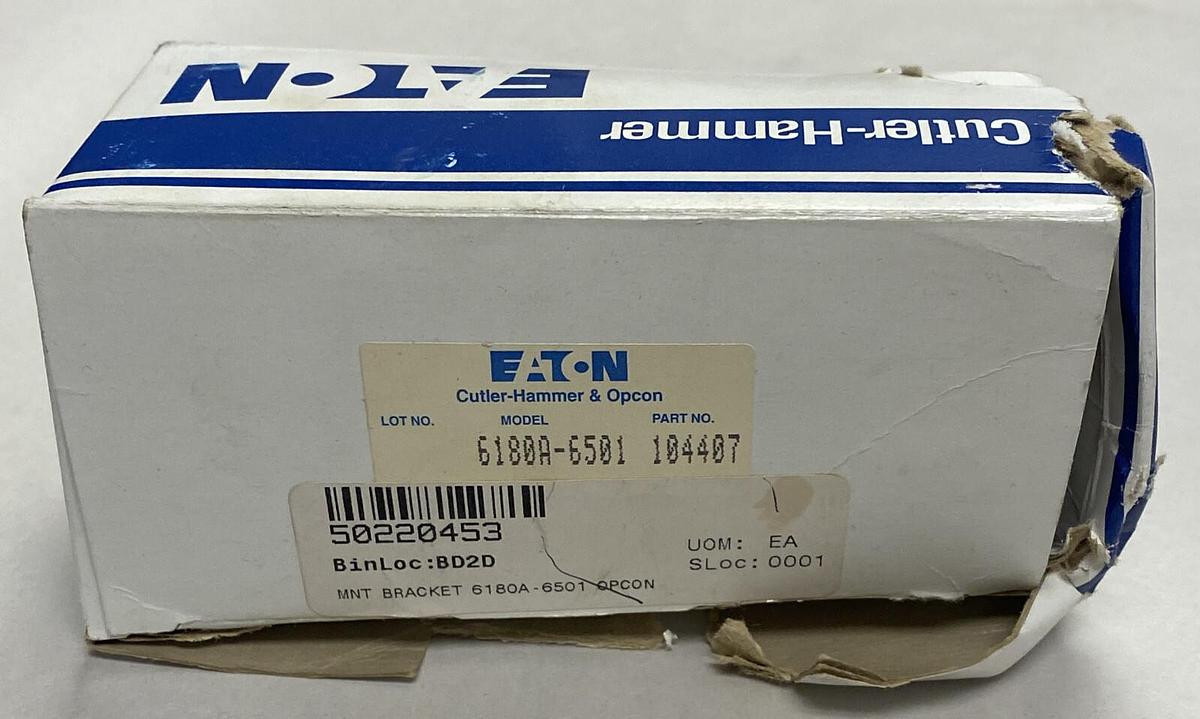Used EATON,6180A-6501,MOUNTING BRACKET NEW