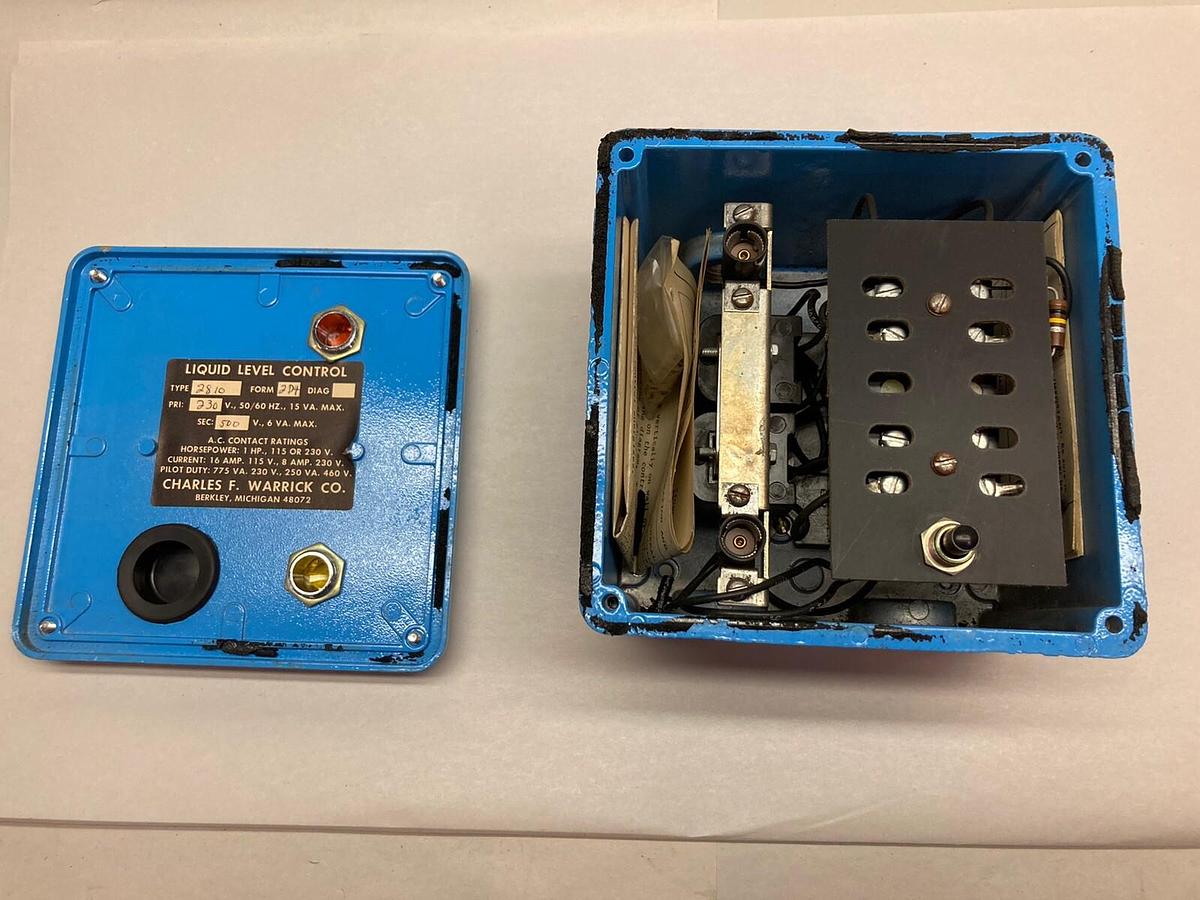 Used Warrick Controls,Type 2810 Form 2D4,Liquid Level Control
