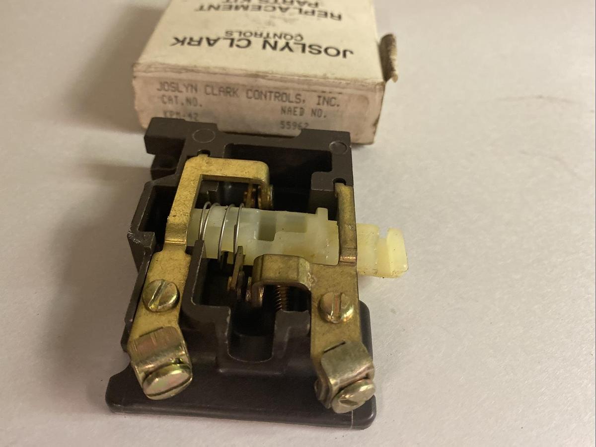 JOSLYN CLARK,KPM-42,RELAY NEW IN BOX