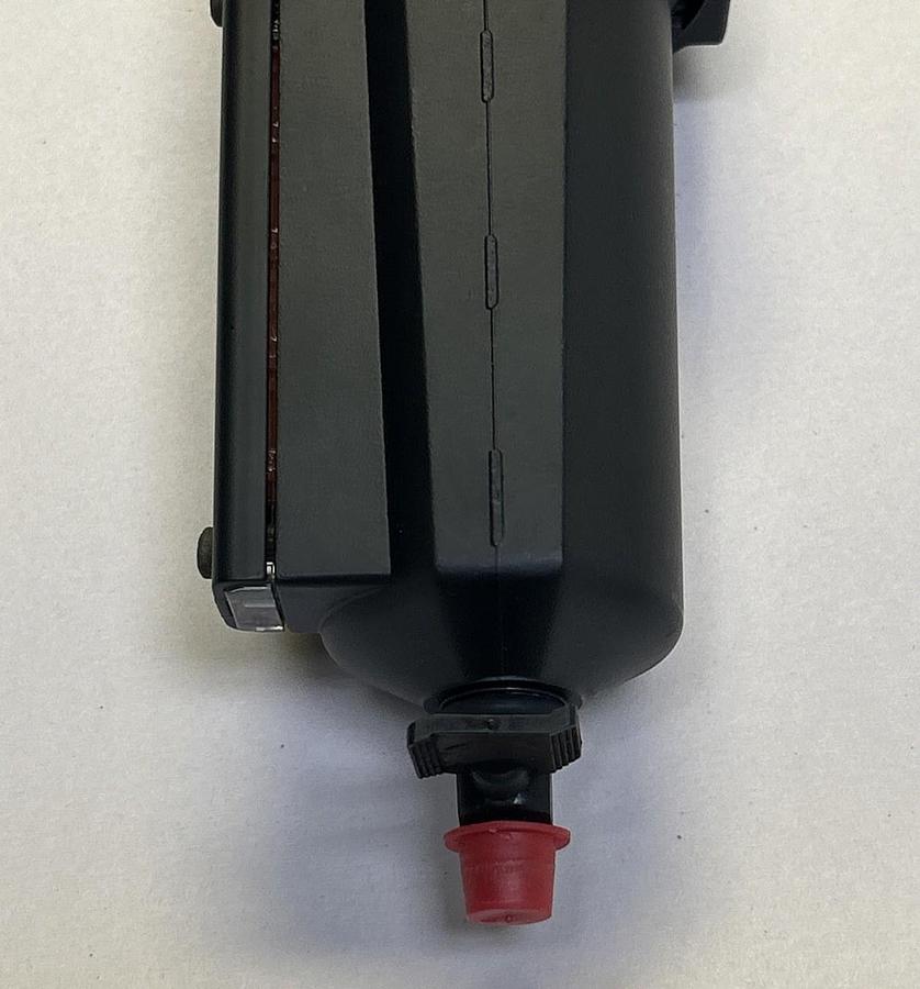 NORGREN,L74C-4AP-QDN,OIL FOG LUBRICATOR 1/2" NPT 250 PSI NOS