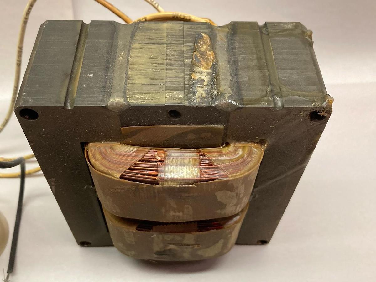 Used Advance,71A4071-001D,Transformer 120/208/240/277V Input