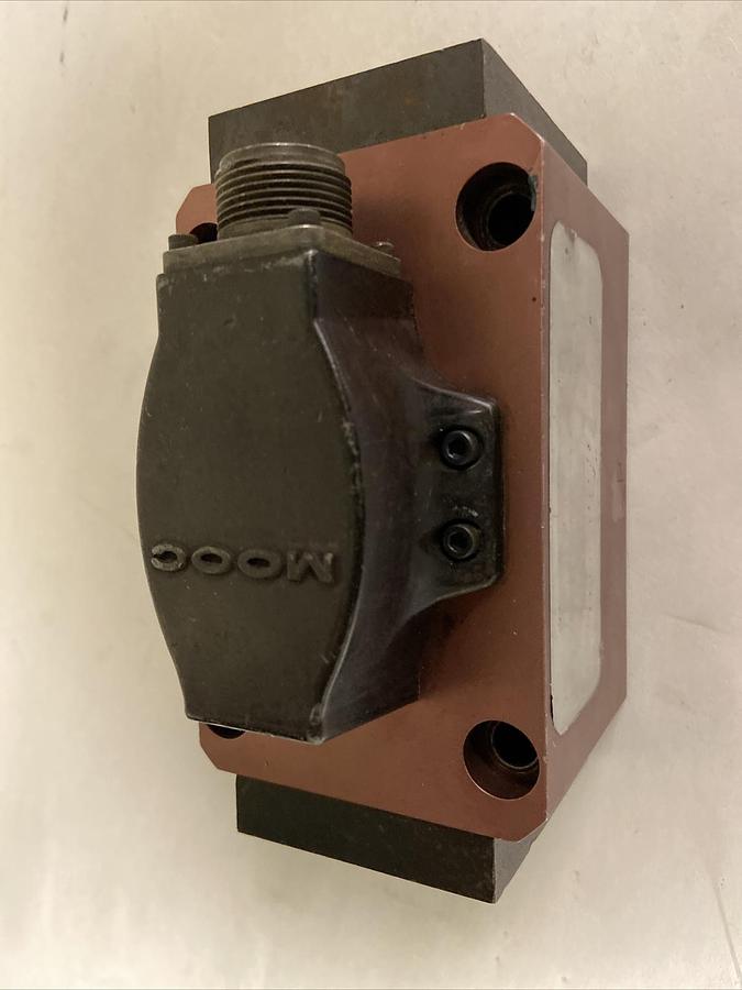 Used Moog,78-101A,Servo Valve