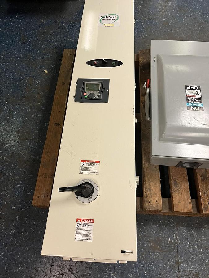 Used SQUARE D,ATV212 S-FLEX,DRIVE CONTROLLER 40 HP VFD CONVERTER ATV212HD30N4