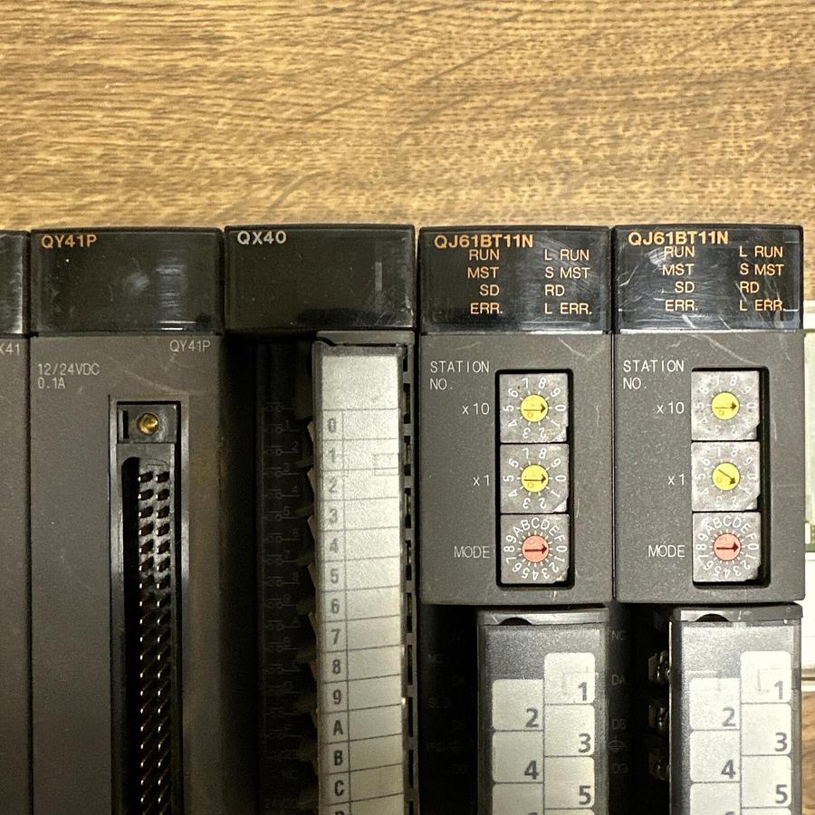 Used Mitsubishi Melsec,Q02HCPU,PLC System plus 6 components