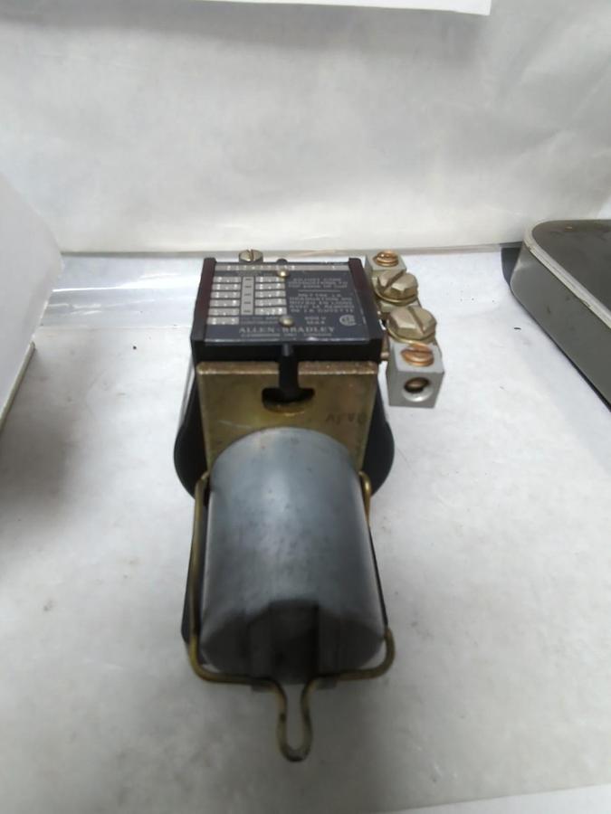 Used ALLEN BRADLEY,810-A01AB,MAGNETIC OVERLOAD RELAY SERIES A PRE-OWNED