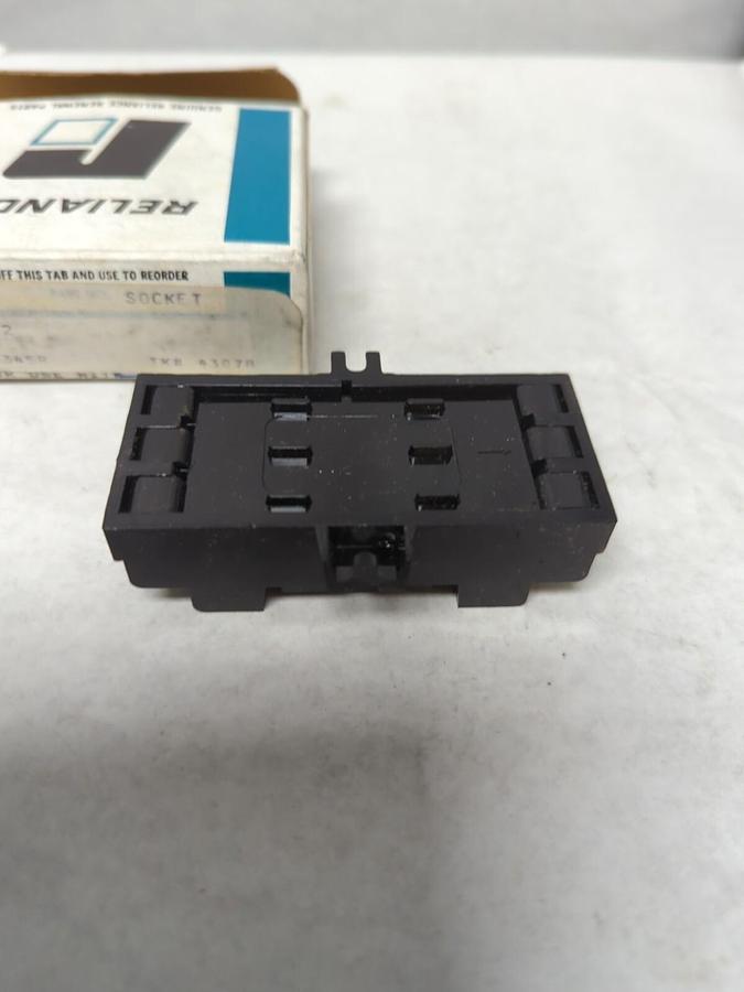 RELIANCE ELECTRIC,6004345R,RELAY SOCKET NOS