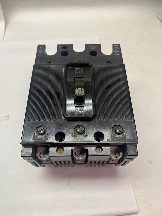 Used ITE,EF3-A010,Circuit Breaker 10 Amp 600 Volt 3 Pole 10A