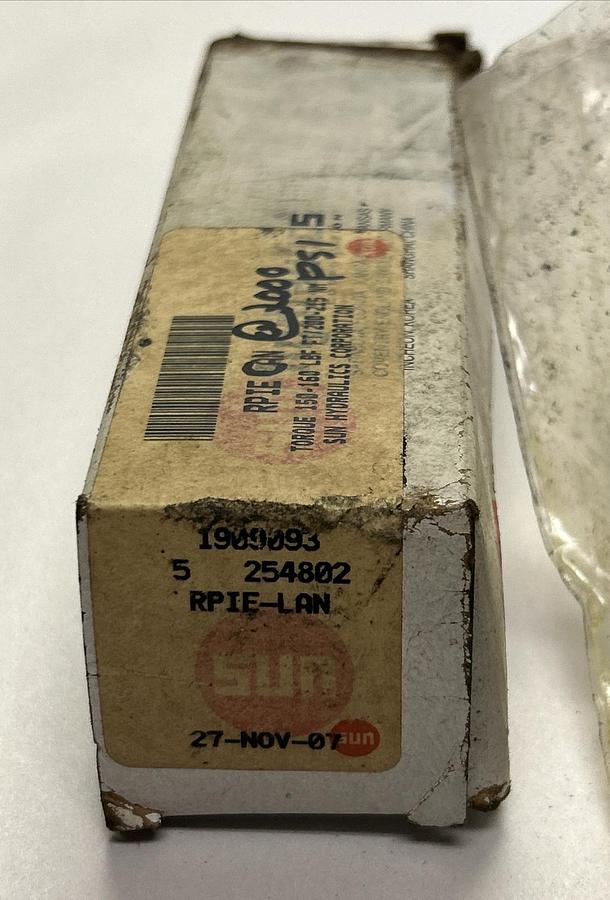 SUN HYDRAULICS,RPIELAN,BALANCED PISTON RELIEF VALVE NOS