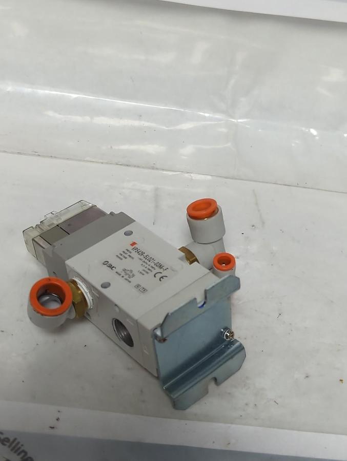 Used SMC,VP542R-5LOZ1-03NA-F,SOLENOID VALVE 24VDC PRE-OWNED